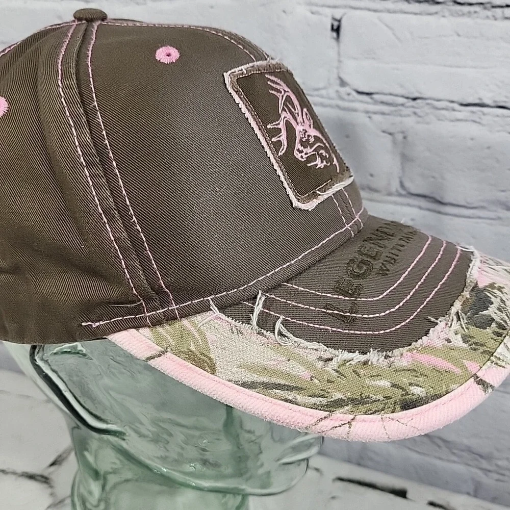 Legendary‎ Whitetails Hat Womens OSFM Brown Pink Camo Outdoor Hunting Cap Flaw